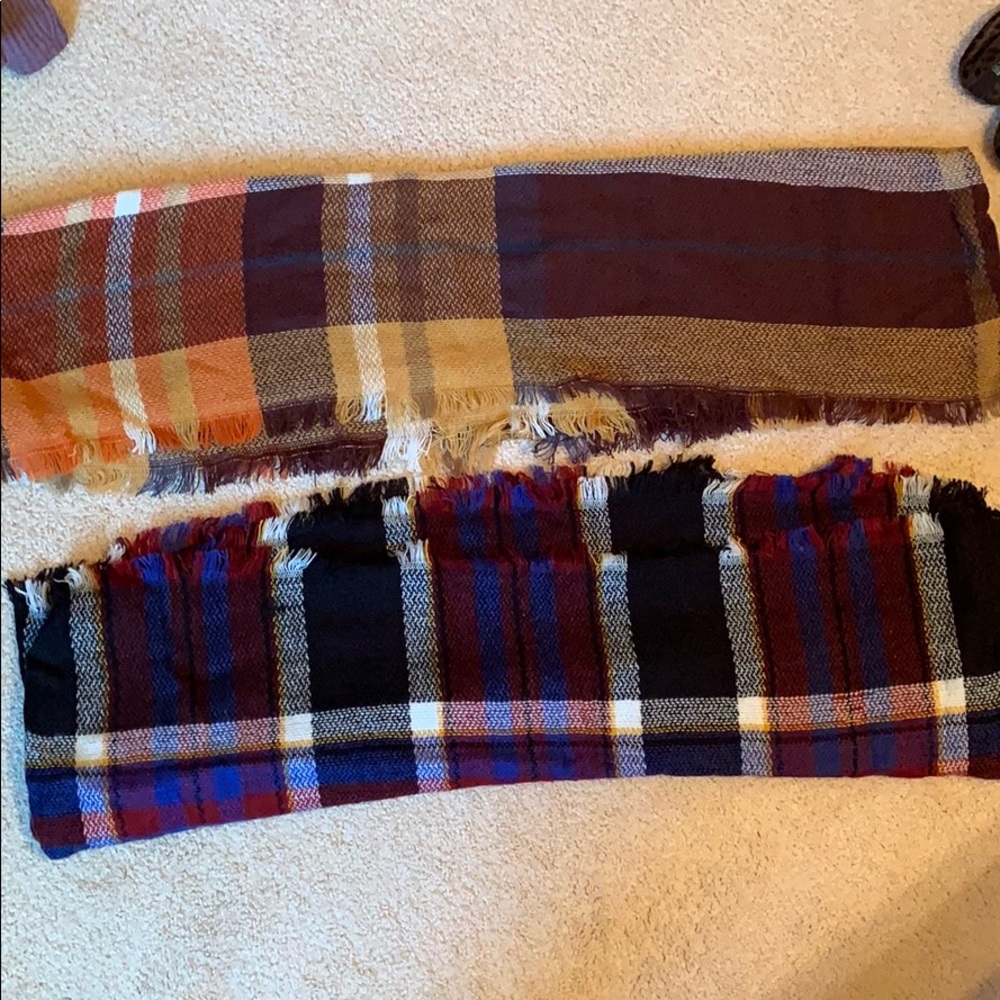 2 Infinity Scarves! - Picture 2 of 4